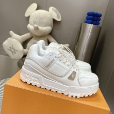 Louis Vuitton Trainer Sneaker